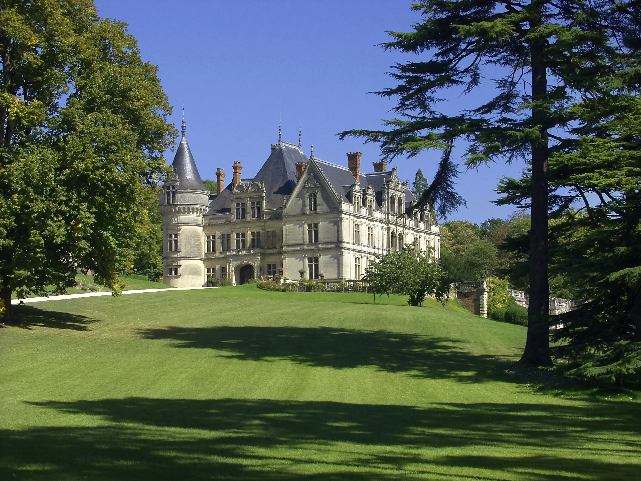 Rassemblements-Château de la Bourdaisière